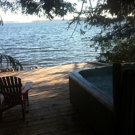 Tofino Stormbay Guest House Kültér fotó